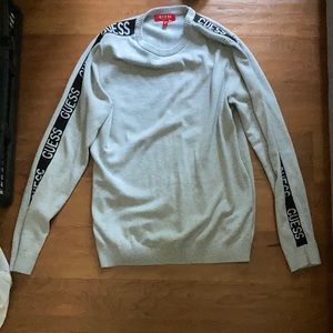 NWOT Men’s Guess sweater